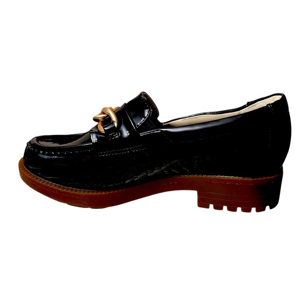 REVITALIGN Shoes - REVITALIGN Women's Laurel Loafer/ Size 7D